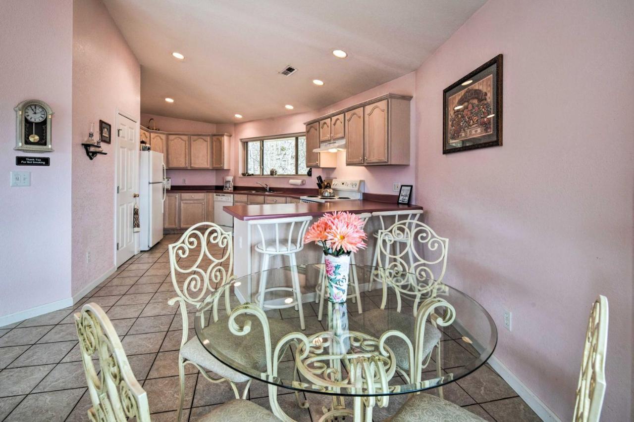 Charming Burnsville Apt With Mountain Views And Deck! 外观 照片