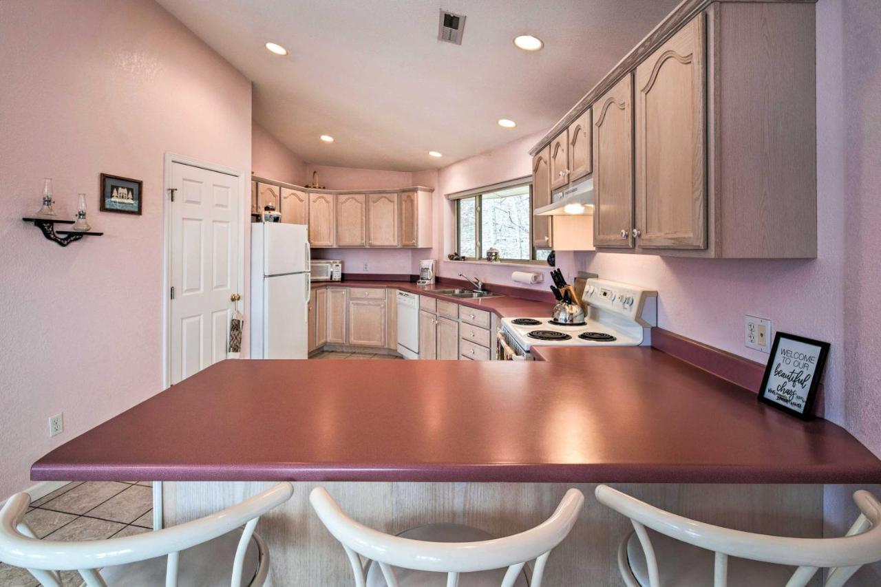 Charming Burnsville Apt With Mountain Views And Deck! 外观 照片