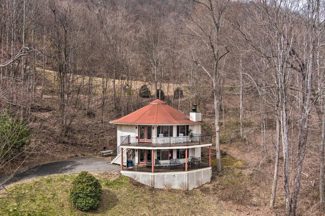 Charming Burnsville Apt With Mountain Views And Deck! 外观 照片